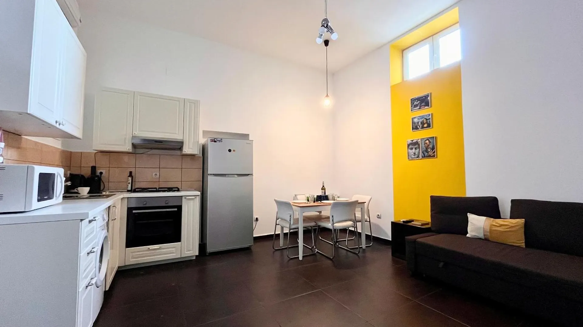 Charming Retreat In Bucharest'S Old Town Apartment Bucharest